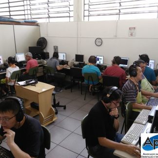 Aula de informática - Inclusão Digital