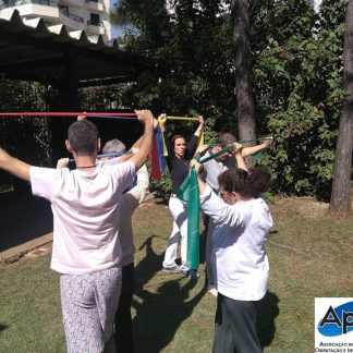 O atendimento fisioterápico voltado para o bem estar da turma.